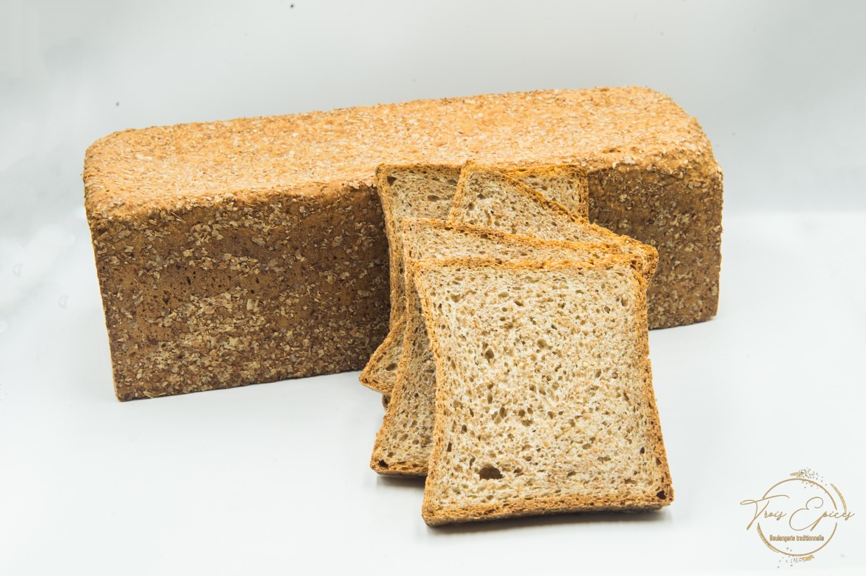 Pain de mie complet farine complet,beurre,sucre semoule,lait poudre